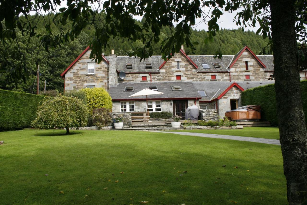 Mains Of Taymouth Country Estate 5* Houses 肯莫尔 外观 照片